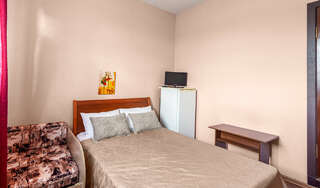 Гостевой дом Амиго Геленджик Трехместный номер с видом на город-3