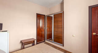 Гостевой дом Амиго Геленджик Трехместный номер с видом на город-4