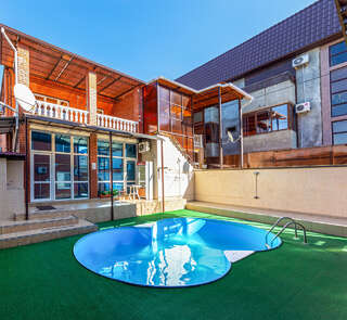 Гостевой дом Амиго Геленджик-0