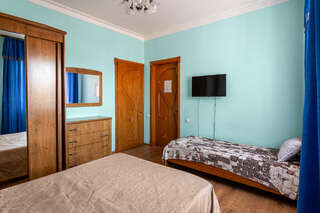 Гостевой дом Амиго Геленджик Трехместный номер «Комфорт»-5