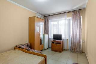 Гостевой дом Амиго Геленджик Трехместный номер-3