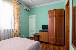 Гостевой дом Амиго Геленджик Двухместный номер с 1 кроватью и видом на горы-4